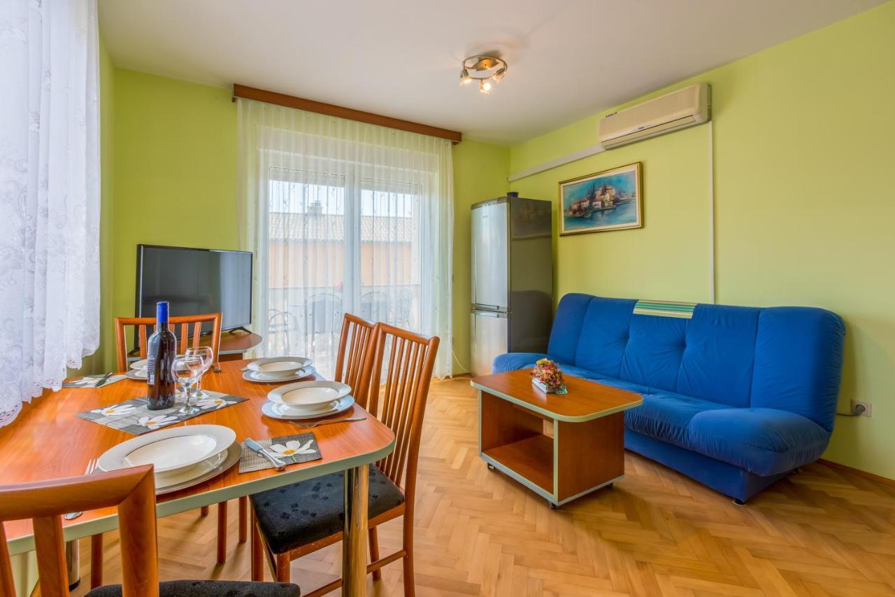 Apartmani Ilicevic Цриквеница Экстерьер фото