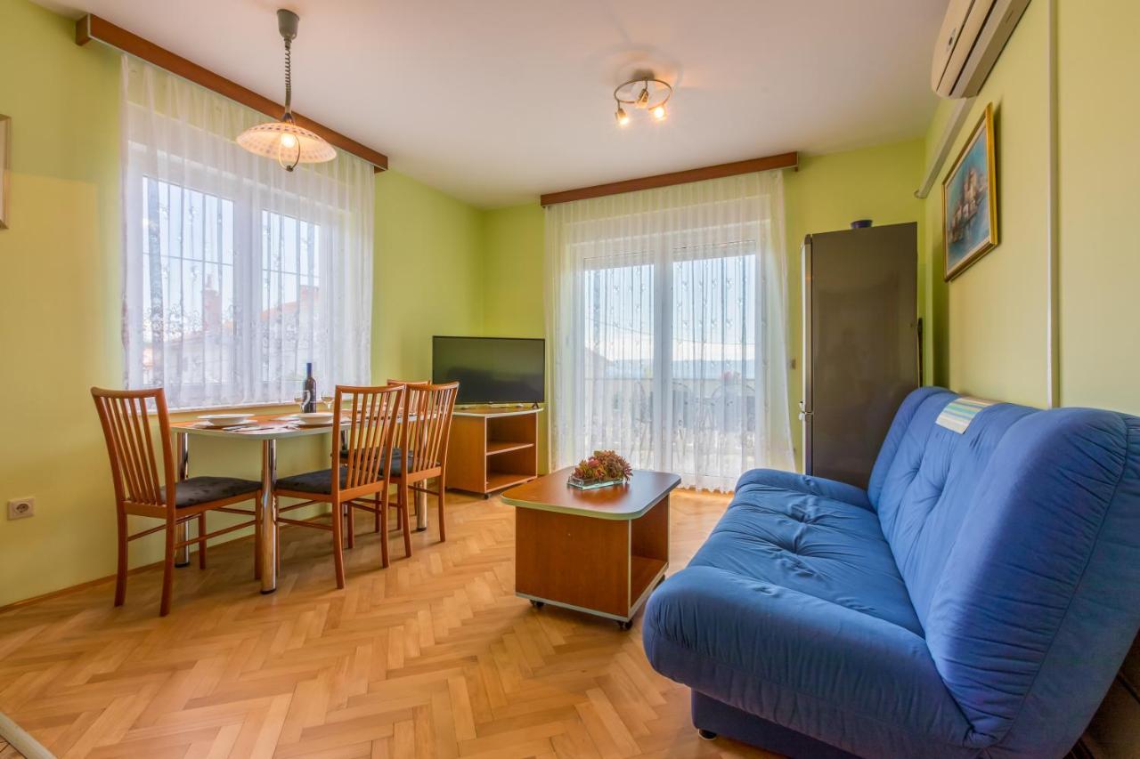 Apartmani Ilicevic Цриквеница Экстерьер фото