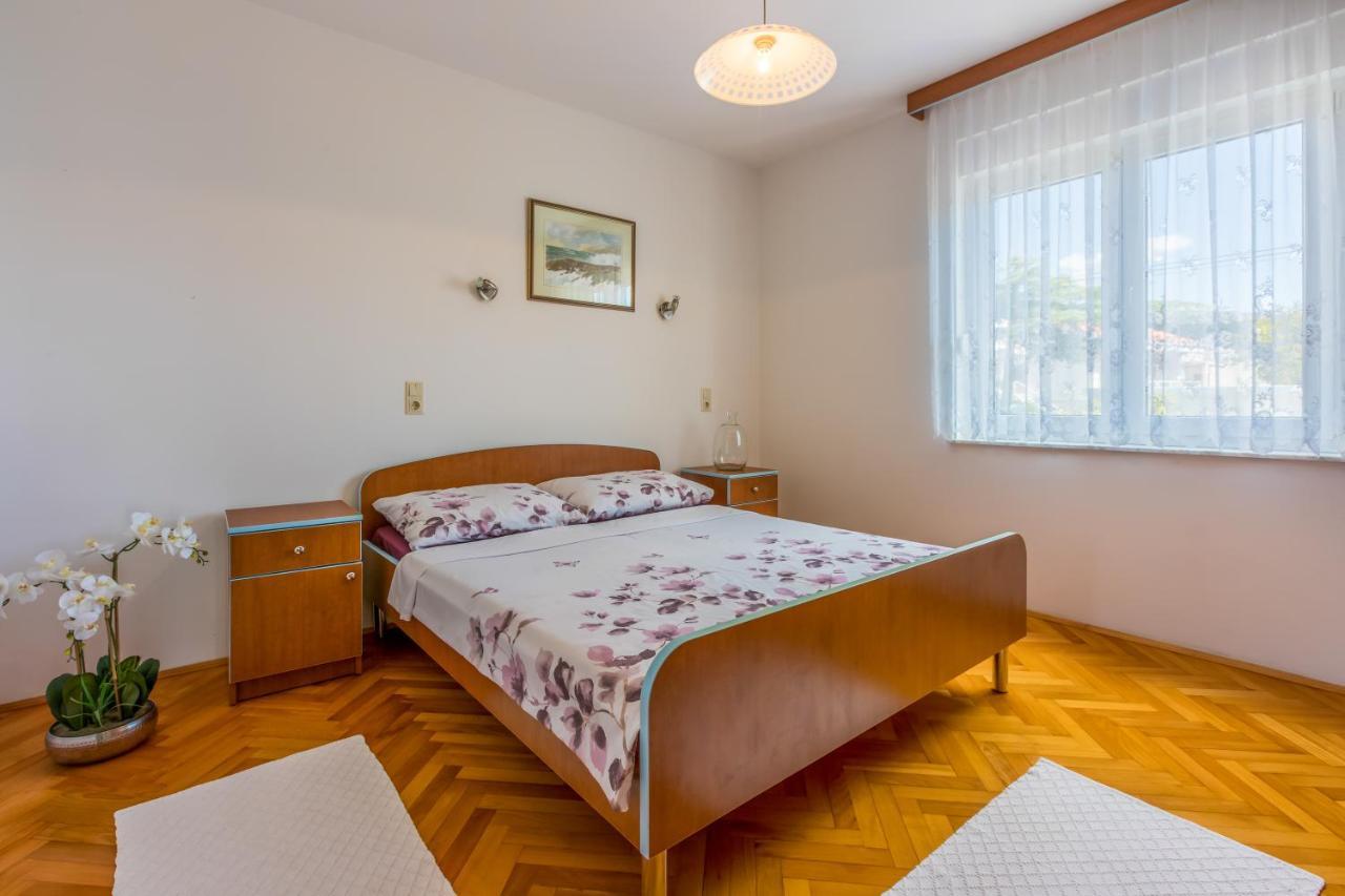 Apartmani Ilicevic Цриквеница Экстерьер фото